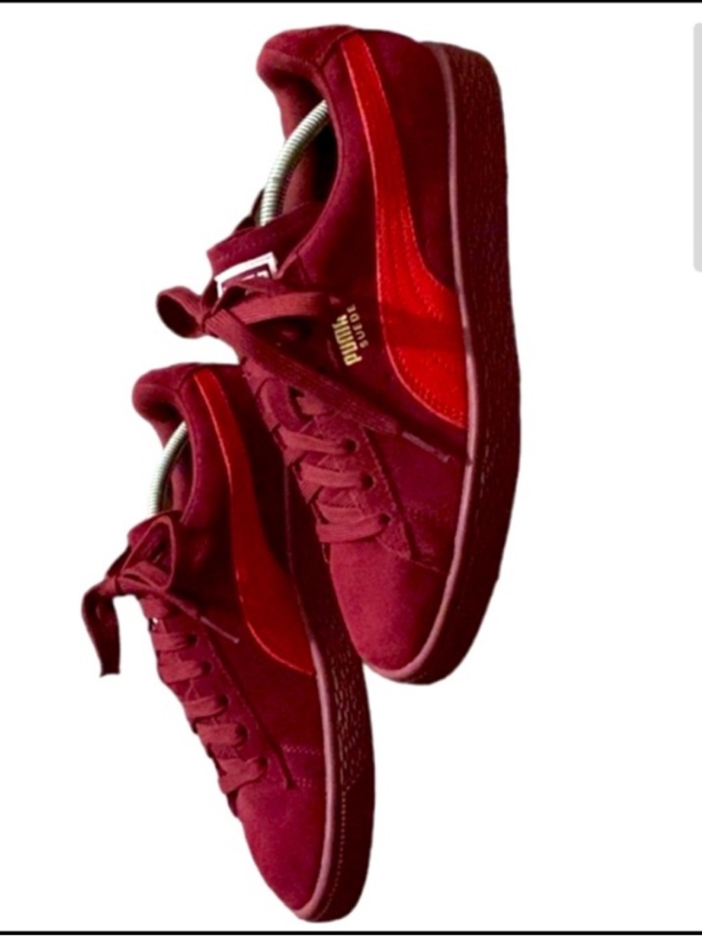 NWOT Puma Red Suede Lace Snickers Size 7.5’